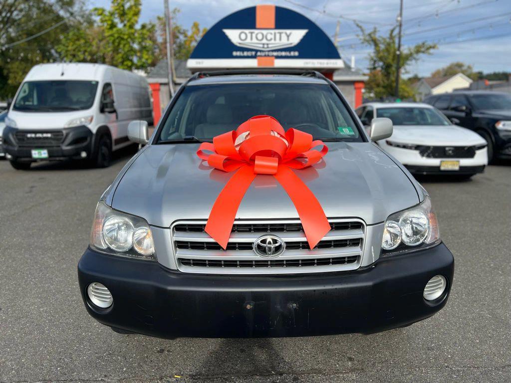 used 2001 Toyota Highlander car, priced at $1,997