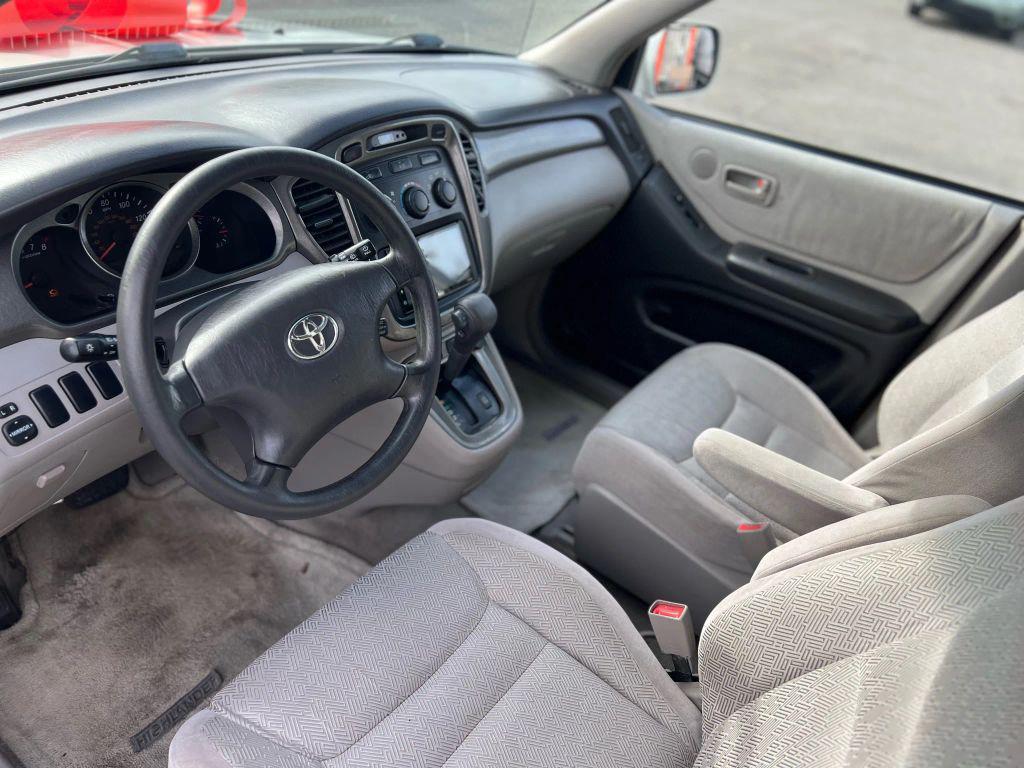 used 2001 Toyota Highlander car, priced at $1,997
