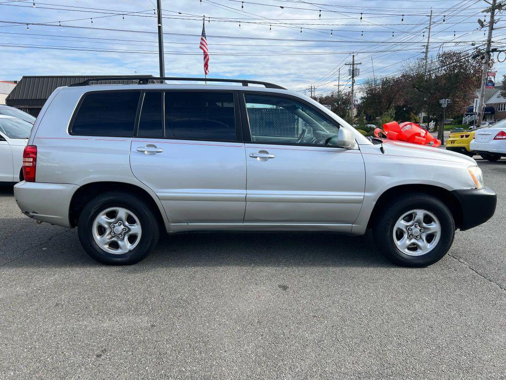 used 2001 Toyota Highlander car, priced at $1,997