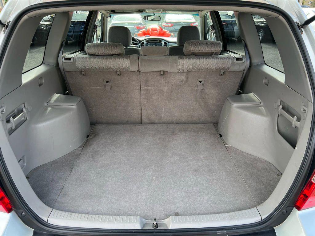 used 2001 Toyota Highlander car, priced at $1,997