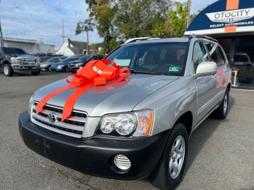 used 2001 Toyota Highlander car, priced at $1,997