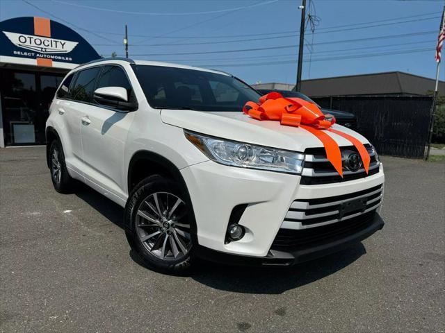 used 2017 Toyota Highlander car, priced at $15,497