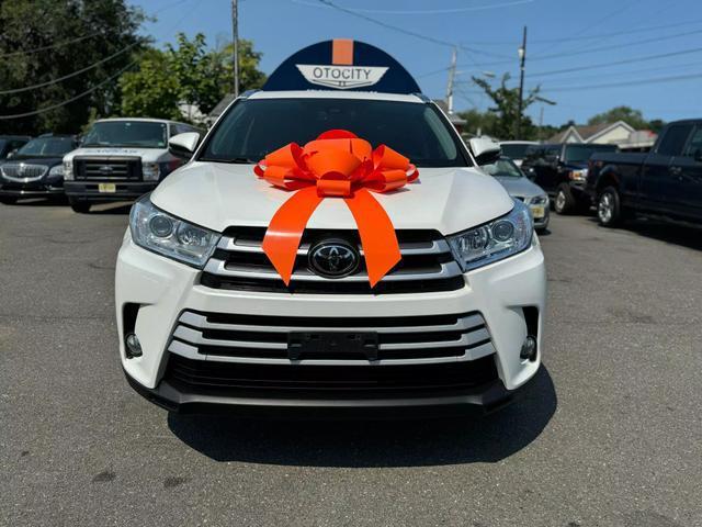 used 2017 Toyota Highlander car, priced at $18,997