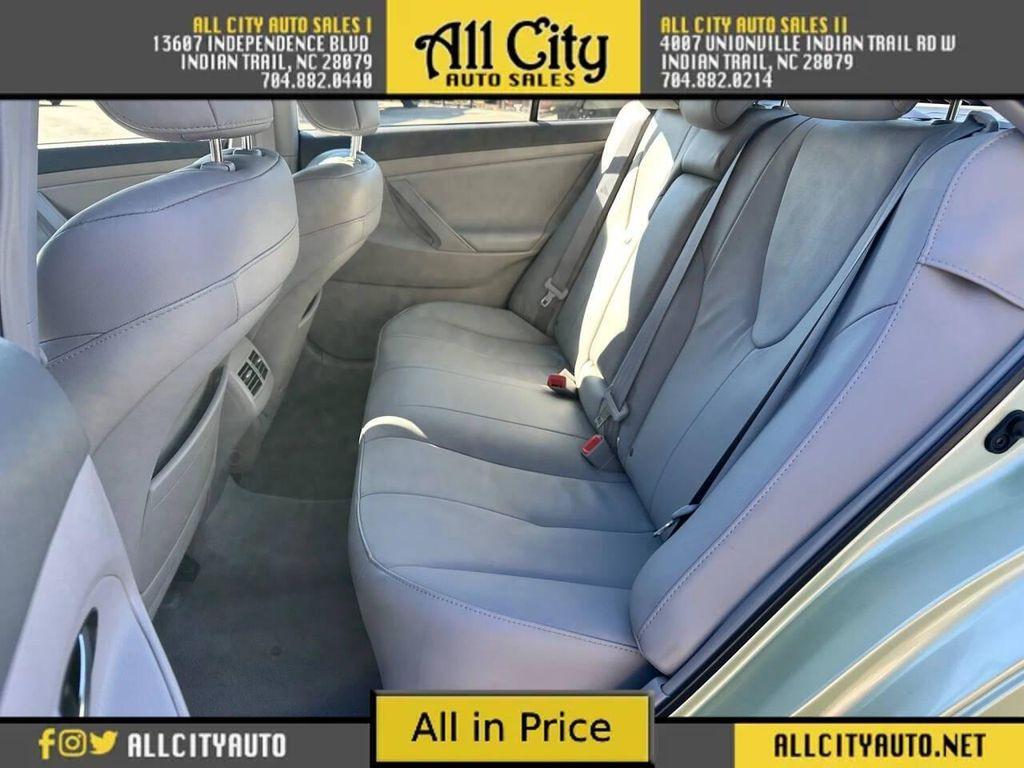 used 2009 Toyota Camry Hybrid car, priced at $7,988