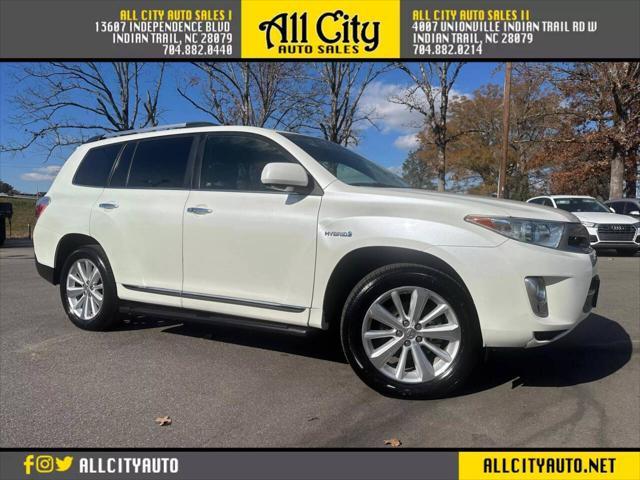 used 2013 Toyota Highlander Hybrid car, priced at $14,998