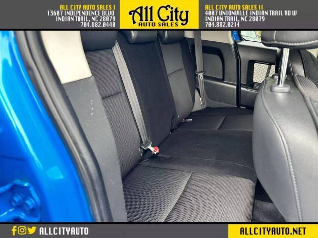 used 2007 Toyota FJ Cruiser car, priced at $16,998