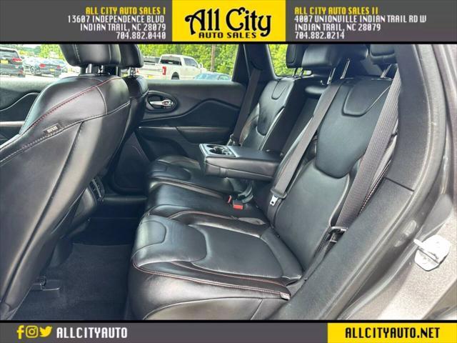 used 2015 Jeep Cherokee car, priced at $13,998