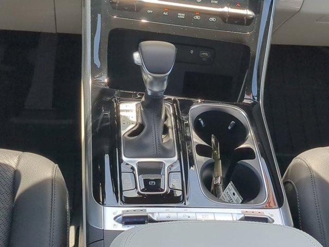 used 2024 Kia Carnival car, priced at $43,800