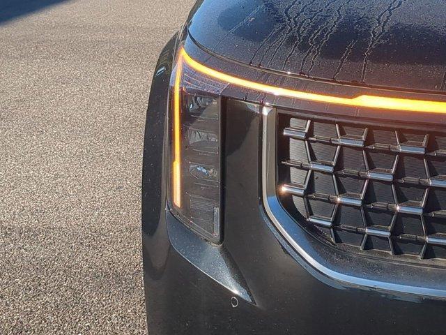 new 2025 Kia Carnival Hybrid car, priced at $47,870