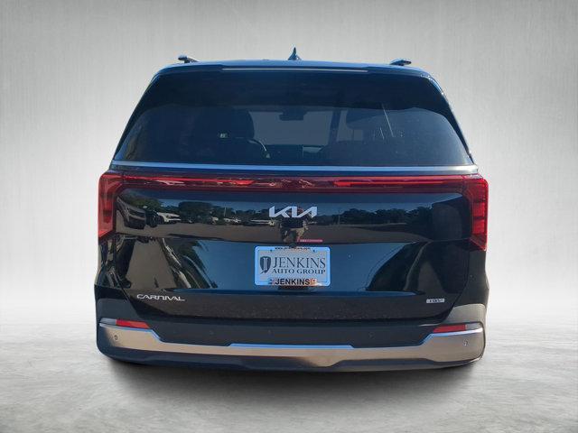 new 2025 Kia Carnival Hybrid car, priced at $47,870