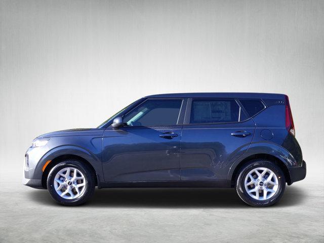 used 2022 Kia Soul car, priced at $15,100