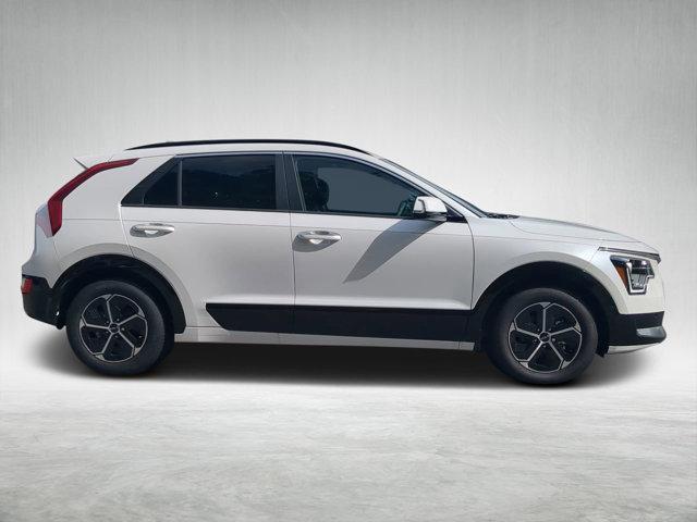 new 2025 Kia Niro car, priced at $33,521