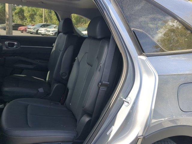 new 2025 Kia Sorento car, priced at $41,040