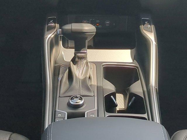 new 2026 Kia Sorento car, priced at $34,284