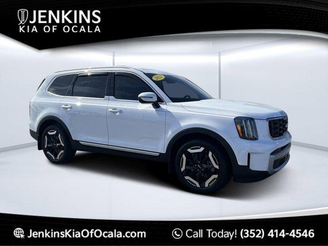 used 2023 Kia Telluride car, priced at $32,600