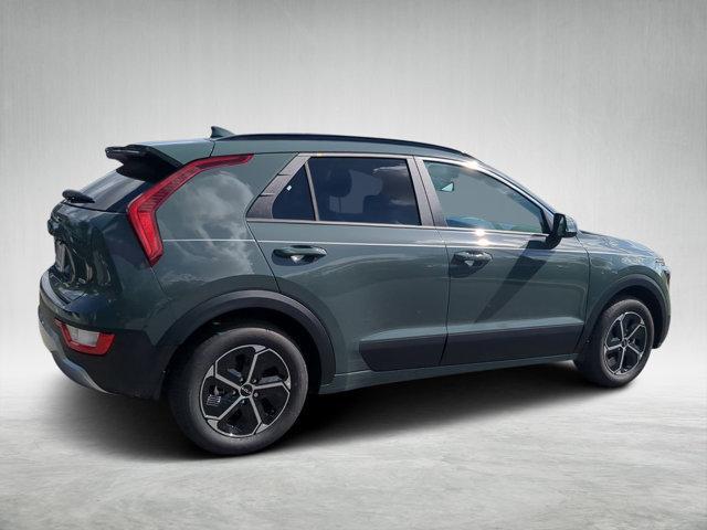 new 2025 Kia Niro car, priced at $30,182