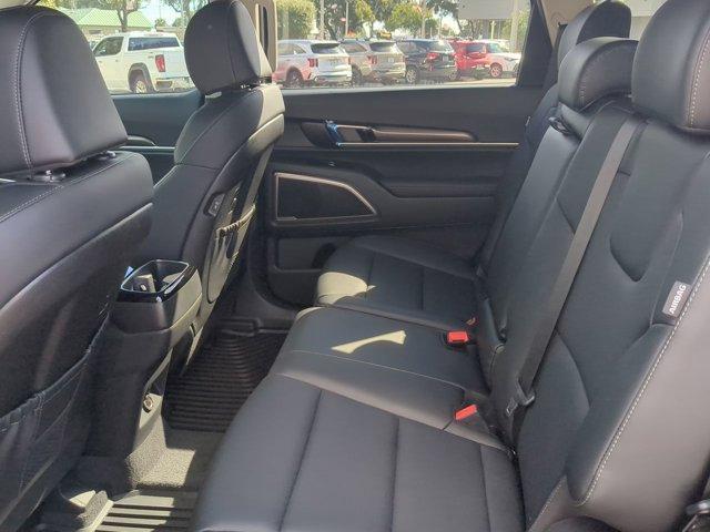 new 2025 Kia Telluride car, priced at $36,570