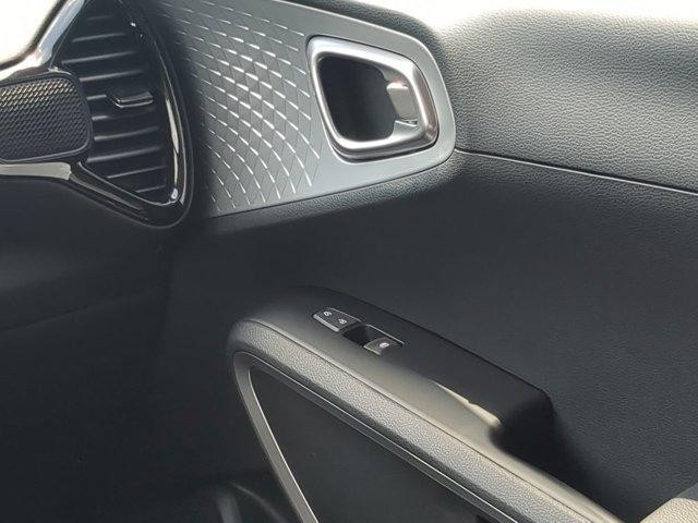 new 2025 Kia Soul car, priced at $23,406