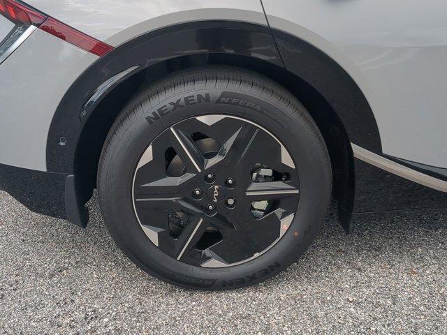 new 2025 Kia EV6 car, priced at $51,175