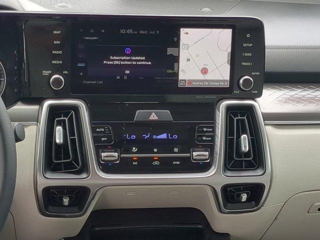 used 2022 Kia Sorento car, priced at $25,900