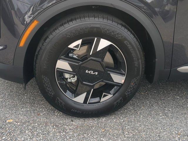 new 2026 Kia Sportage car, priced at $28,752