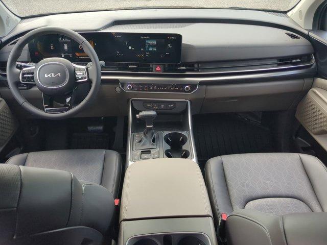 new 2025 Kia Carnival car, priced at $39,420