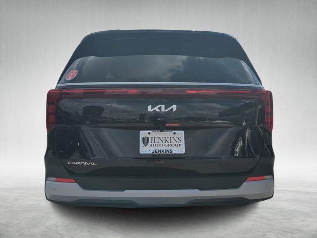 new 2025 Kia Carnival car, priced at $39,420
