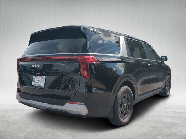 new 2025 Kia Carnival car, priced at $39,420