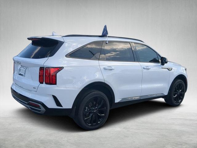 used 2023 Kia Sorento car, priced at $32,300