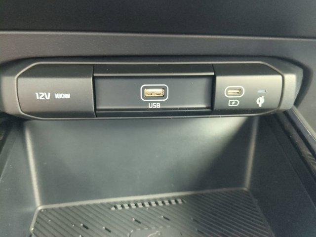 new 2025 Kia Niro EV car, priced at $41,124