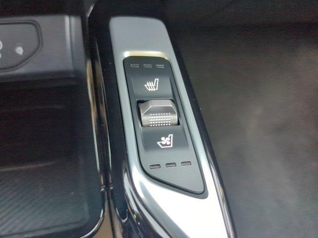new 2025 Kia Sorento car, priced at $42,650
