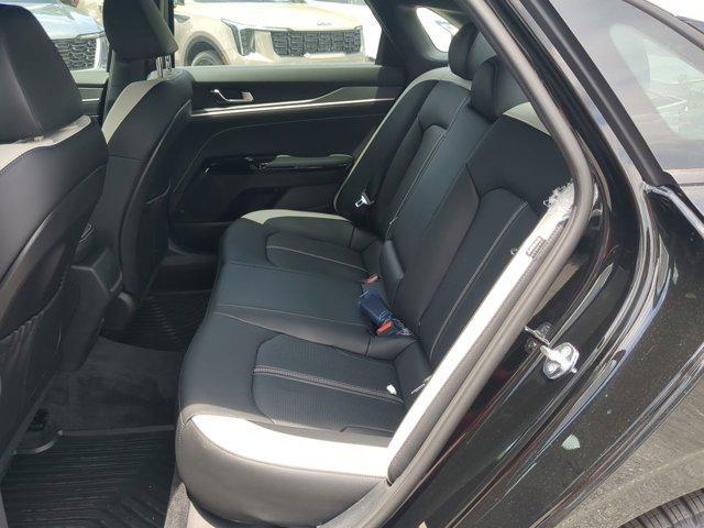 new 2025 Kia K5 car, priced at $29,986