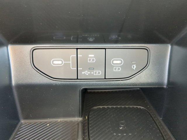 used 2024 Kia Sorento car, priced at $35,500