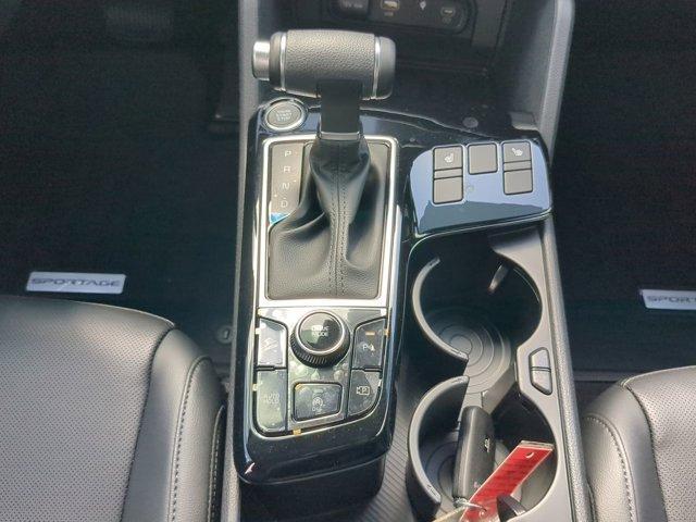 new 2025 Kia Sportage car, priced at $30,932