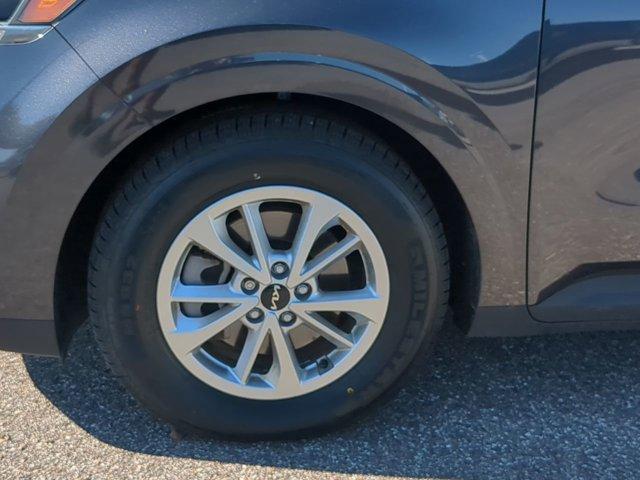 used 2023 Kia Carnival car, priced at $28,700