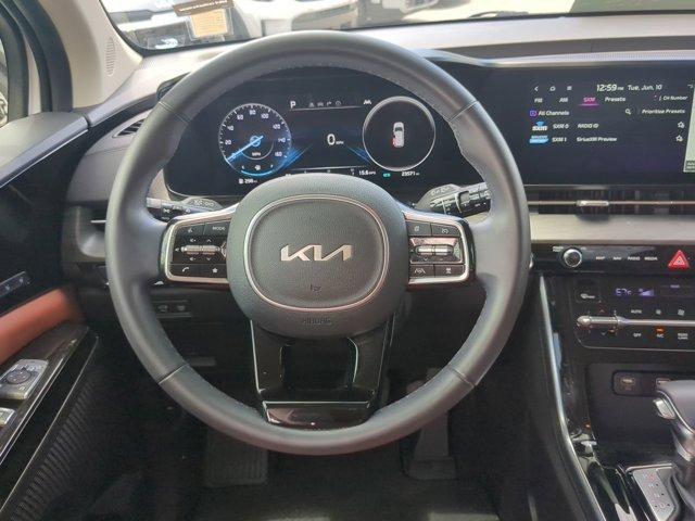 used 2024 Kia Carnival car, priced at $38,900
