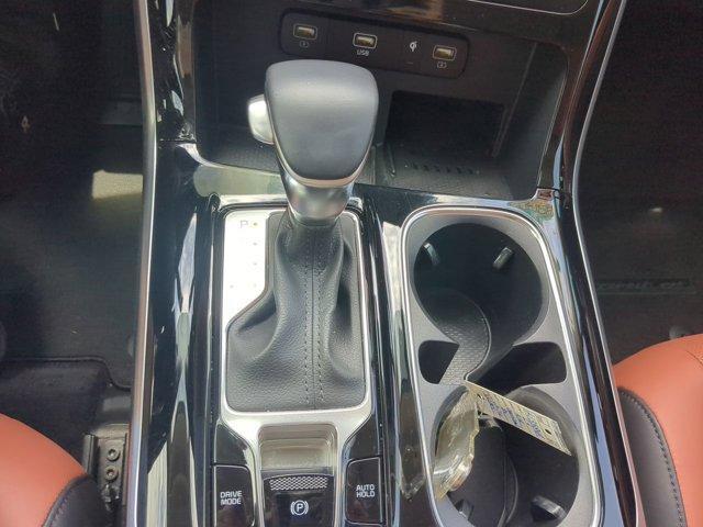 used 2024 Kia Carnival car, priced at $38,900