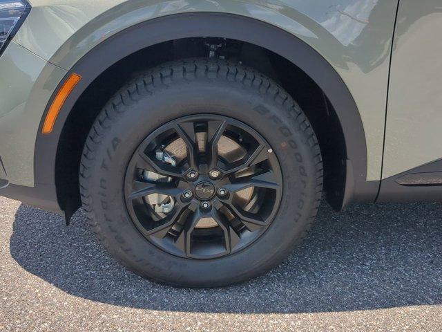 new 2025 Kia Sportage car, priced at $35,701