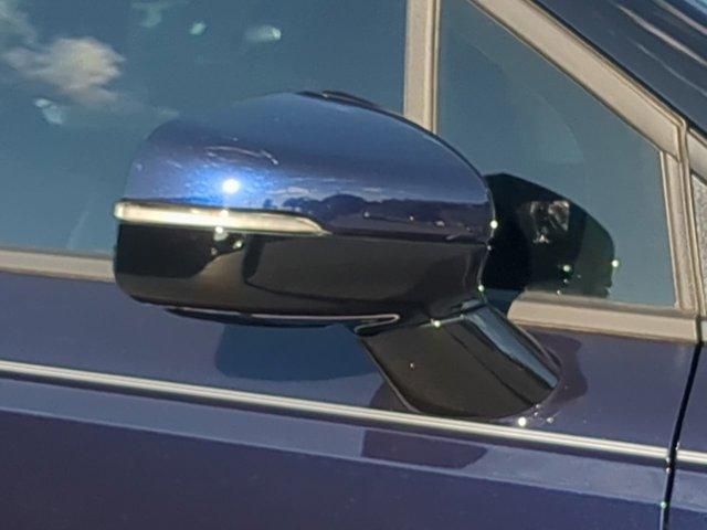 new 2026 Kia Carnival Hybrid car, priced at $43,002