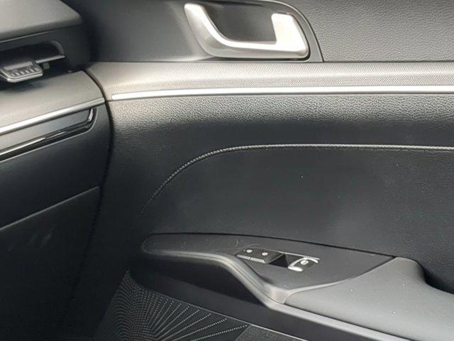 new 2025 Kia K5 car, priced at $27,190