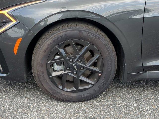 new 2025 Kia K5 car, priced at $27,190