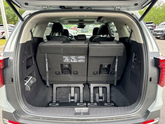 new 2025 Kia Carnival car, priced at $49,647