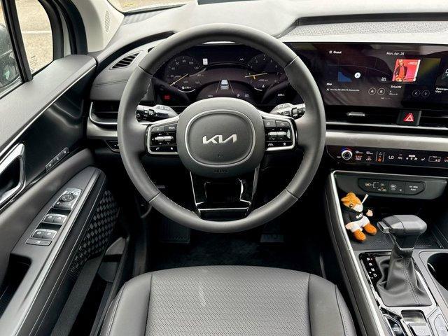 new 2025 Kia Carnival car, priced at $49,647