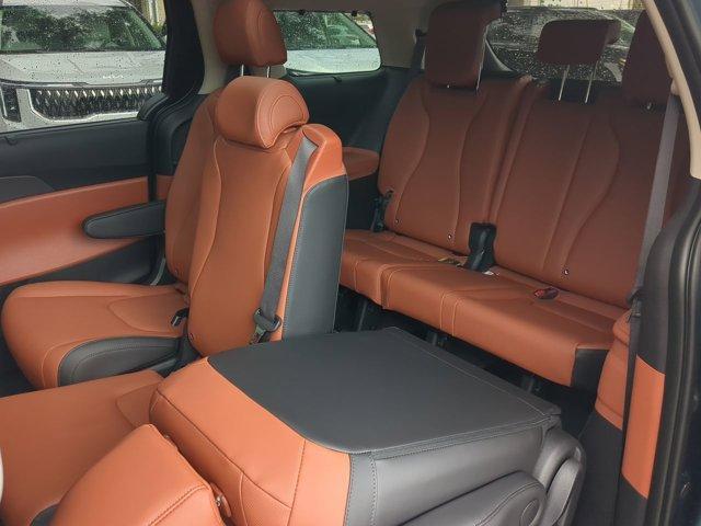 new 2026 Kia Carnival Hybrid car, priced at $47,994