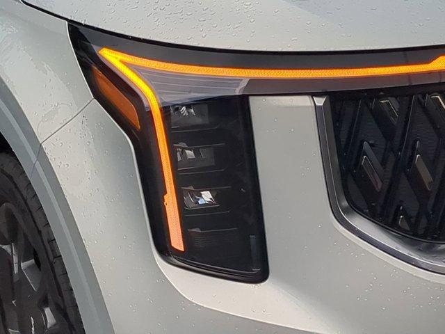 new 2026 Kia Carnival Hybrid car, priced at $43,116