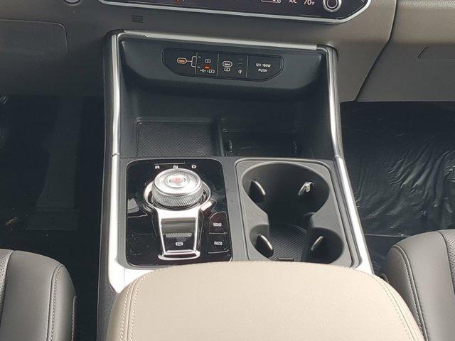 new 2026 Kia Carnival Hybrid car, priced at $43,116