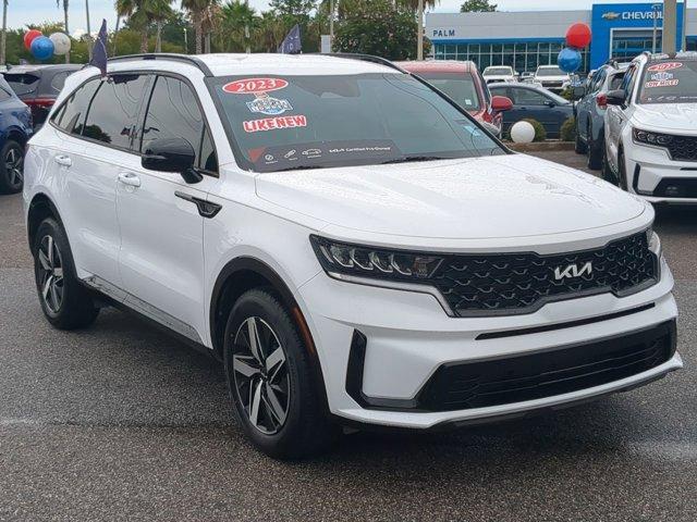 used 2023 Kia Sorento car, priced at $27,200