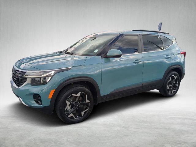 used 2025 Kia Seltos car, priced at $26,400
