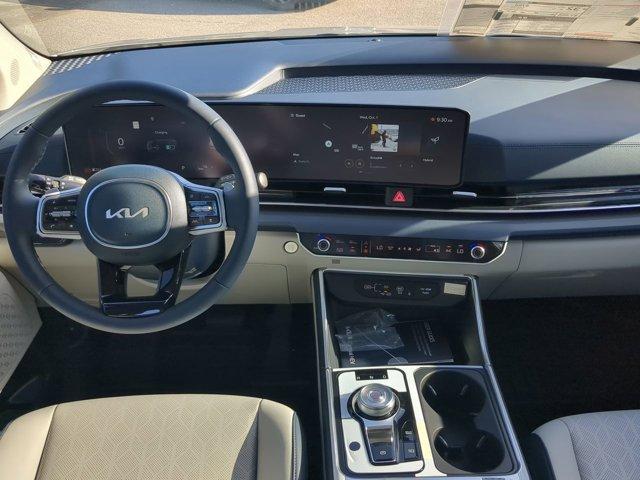 new 2026 Kia Carnival Hybrid car, priced at $47,994