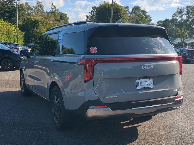 new 2026 Kia Carnival Hybrid car, priced at $47,994